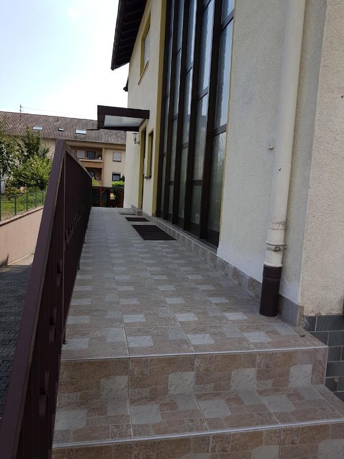 Ferienwohnung Keine Monteurvermietung Naehe Heidelberg Hockenheim Bds Anlage Филипсбург Экстерьер фото